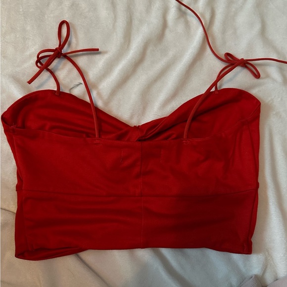 Urban Outfitters Cut-Out Red Top Size Small - Picture 2 of 3